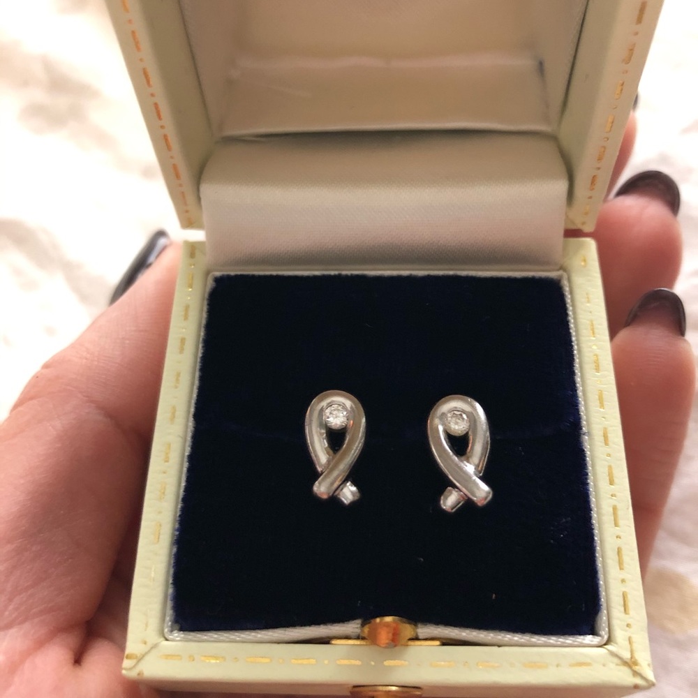Sterling Silver Ribbon Earrings